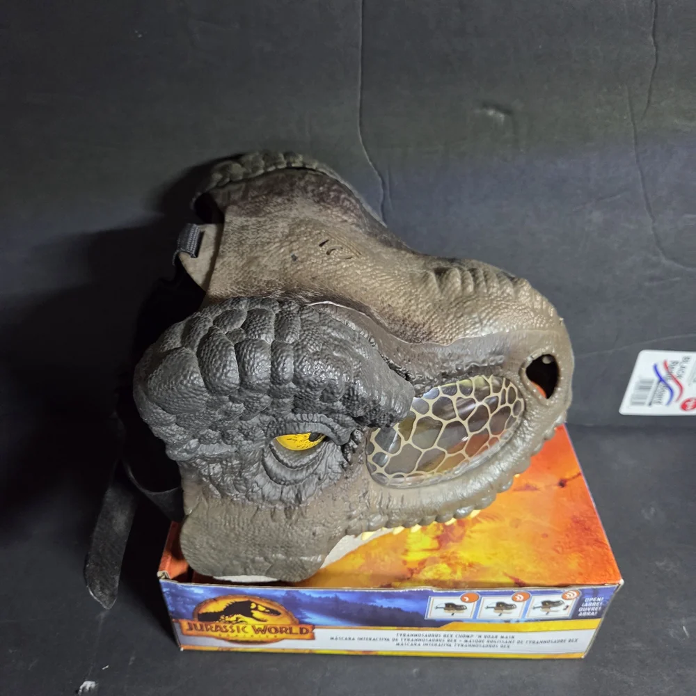 Jurassic World Diminion T-Rex Chomp 'N Roar Mask W/ Sounds. Brand New. - Picture 3 of 8